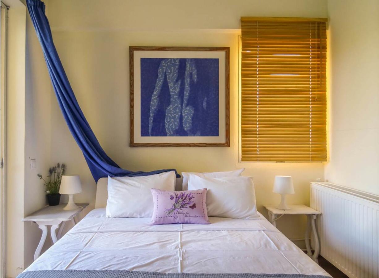St. Thomas Bed And Breakfast Paiania Экстерьер фото