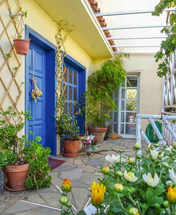 St. Thomas Bed And Breakfast Paiania Экстерьер фото